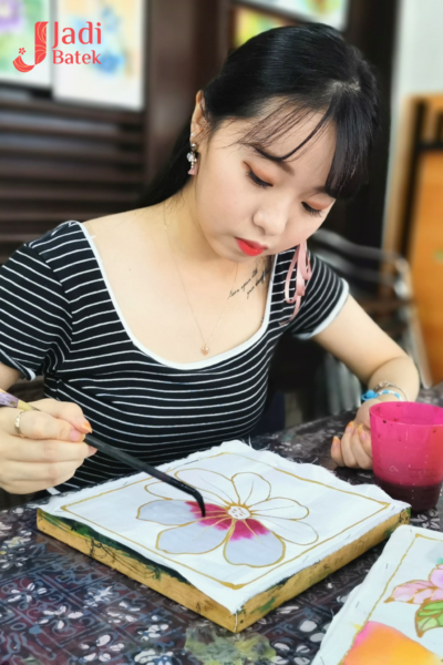 Small Batik Class at Jadi Batek (20 x 20cm)