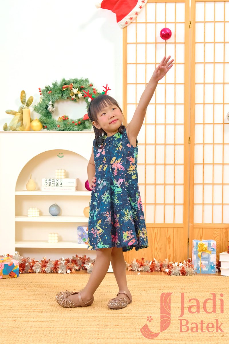 Girl Batik Christmas Dress | BH019-3 - Image 3