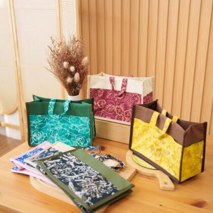 Batik Reversible Organizer Bag  | BP169